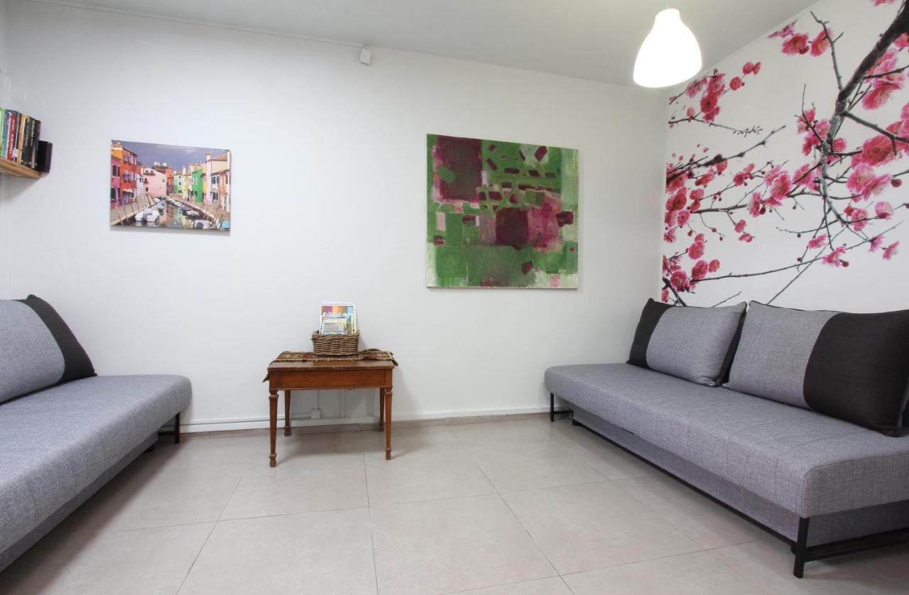 Like Home Gedera Экстерьер фото